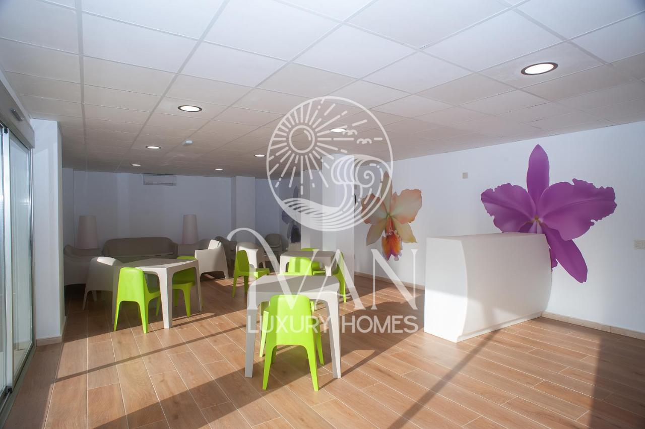 Casa Emiliaivan Luxury Homes 8ªpta Norte 1ª Linea Оропеса дел Мар Екстериор снимка